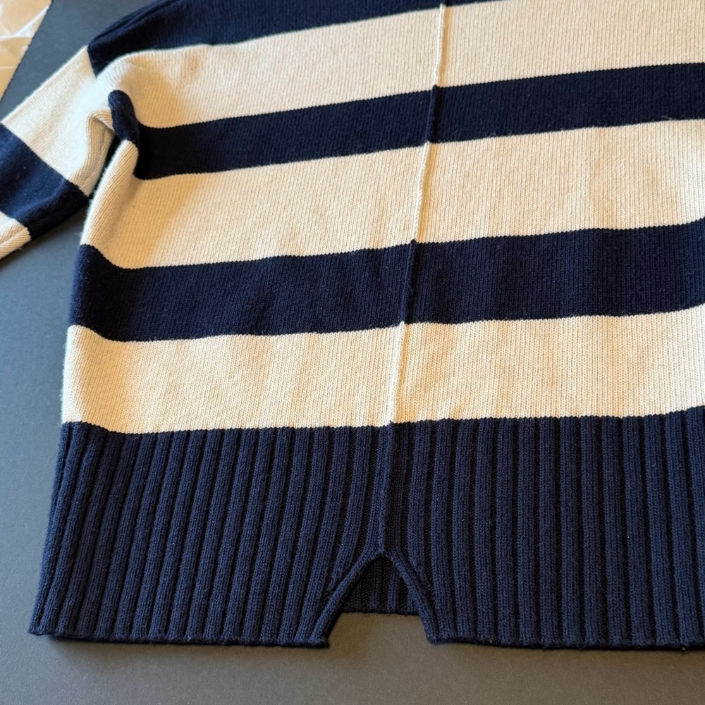 BROCHU WALKER CY Striped crewneck Sweater cream and navy blue, size XS - Picture 10 of 13